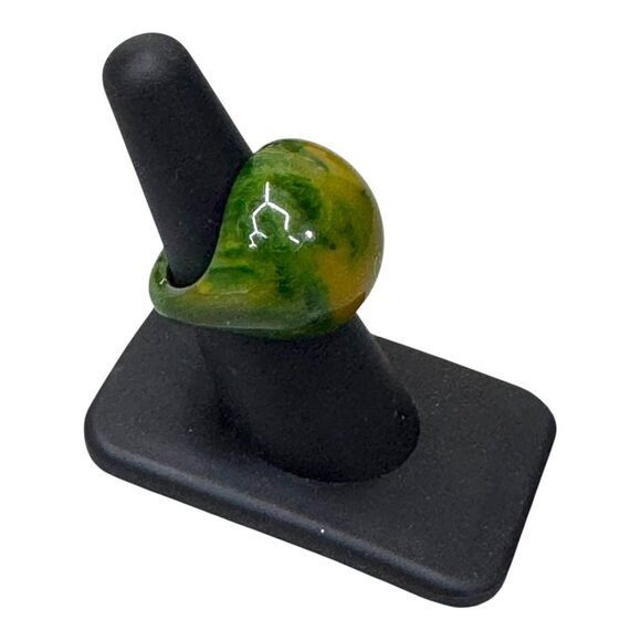 Green & Yellow Domed Creamed Spinach Bakelite Swirl Ring Size 6.5 Retro MCM - Picture 4 of 7